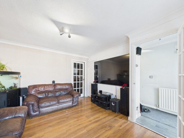 Image of Pondwell Drive, Brimington, S43