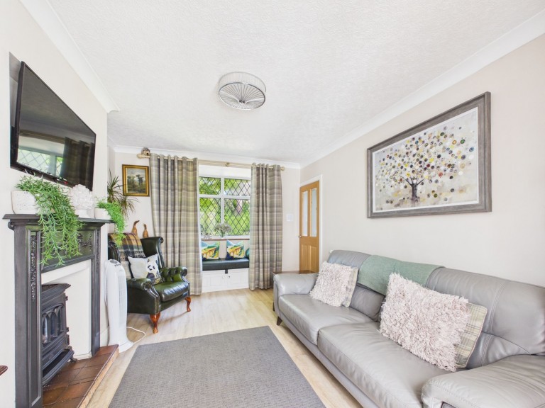 Image of Starkholmes Road, Matlock, DE4
