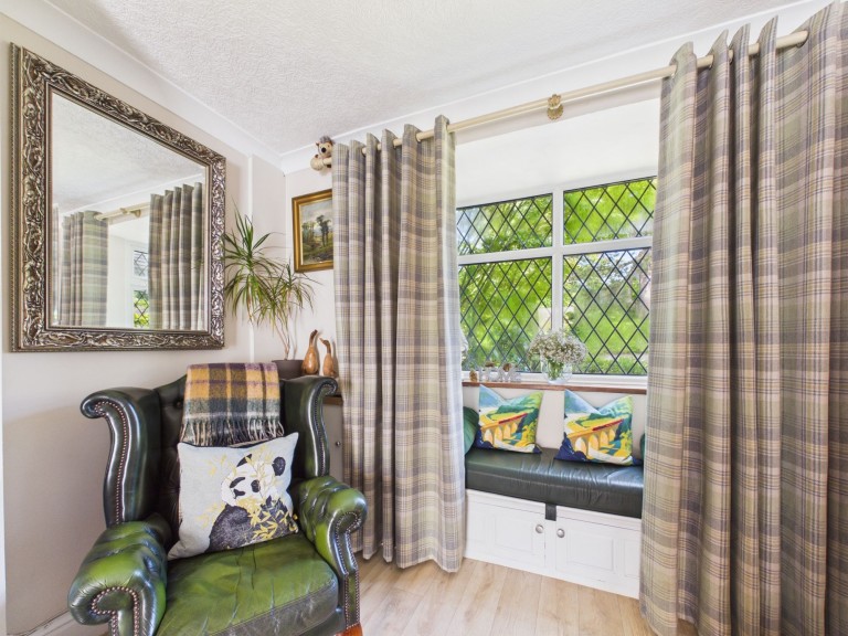 Image of Starkholmes Road, Matlock, DE4